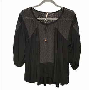 FREE PEOPLE‎ Black 3/4 Sleeve Top